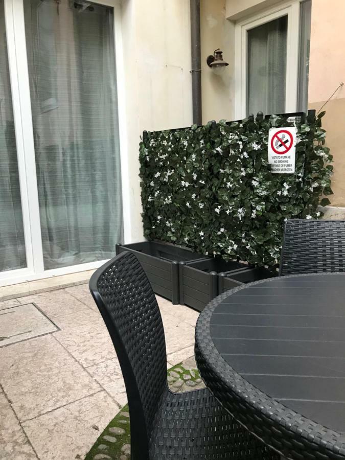 Verona Apartments & Rooms Extérieur photo